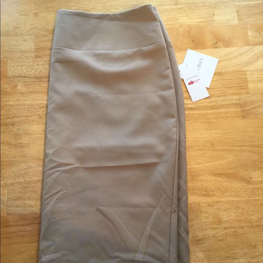 Khaki Ellen Tracy Pencil Skirt
